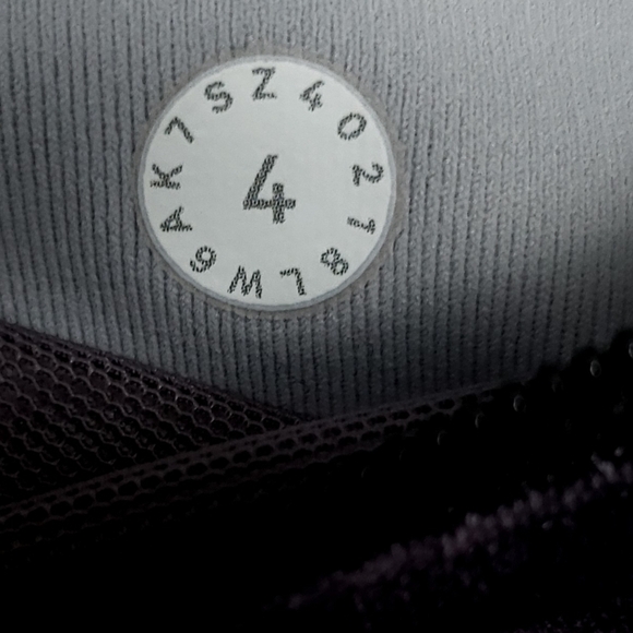 Lululemon leggings bundle x 3 pairs all size 4 - Picture 10 of 16